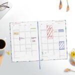 Finocam Dynamic Porto Design Agenda Profesional - Anual 2027 - 1 Dia por Pagina - Formato Y10 - 140x204mm - Tapa Dura de Carton Forrado - Esquinas Microperforadas - Papel de 80g/m2 - Color Malva - immagine 4