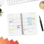 Finocam Espiral Basics Opaque Agenda - Anual 2027 - Semana Vista Horizontal - Formato E5 - 117x181mm - Espiral - Tapa de Polipropileno - Esquinas Microperforadas - Papel de 80g/m2 - Color Burdeos - immagine 4