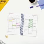 Finocam Espiral Basics Year Agenda - Anual 2027 - 1 Dia por Pagina - Formato E5 - 117x181mm - Espiral - Tapa de Polipropileno - Esquinas Microperforadas - Papel de 70g/m2 - Color Azul - immagine 4