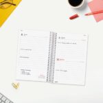 Finocam Espiral Basics Year Agenda - Anual 2027 - 1 Dia por Pagina - Formato E5 - 117x181mm - Espiral - Tapa de Polipropileno - Esquinas Microperforadas - Papel de 70g/m2 - Color Rojo - immagine 3