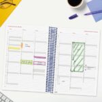 Finocam Espiral Basics Year Agenda - Anual 2027 - 1 Dia por Pagina - Formato E11 - 165x242mm - Espiral - Tapa de Polipropileno - Esquinas Microperforadas - Papel de 70g/m2 - Color Azul - immagine 4