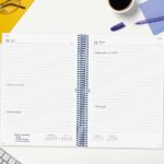 Finocam Espiral Basics Year Agenda - Anual 2027 - 1 Dia por Pagina - Formato E40 - 210x297mm - Espiral - Tapa de Polipropileno - Esquinas Microperforadas - Papel de 70g/m2 - Color Azul - immagine 3