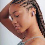 Energy Sistem PopBuds: auricolari true wireless - Bluetooth 6.0 - 20 ore di autonomia - Design compatto - Colore lilla - immagine 5